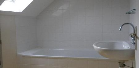 Location Appartement 2 pièces 53m² TOURS 37000 - Photo 2