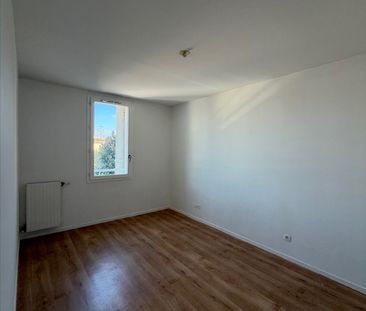 Location Appartement 2 pièces 48m² - Photo 6