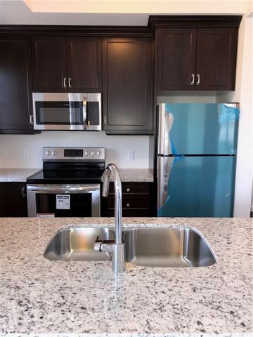 For Lease - 1169 Garner Road Unit# 38, Hamilton, Ontario - Photo 3