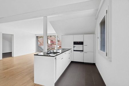 Topmoderne 3.5-Zimmer-Dachwohnung in Niederscherli - Photo 4