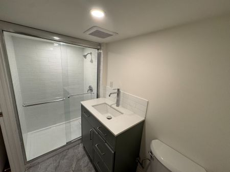 For Lease - 1590 Liveoak Drive Unit# Basement, Mississauga, Ontario - Photo 2