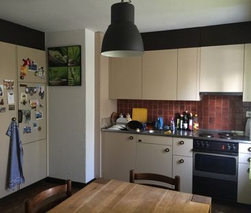 Gemütliche 4.5-Zimmerwohnung in Adliswil befristet bis 31.03.2026 ! - Photo 1