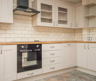 2 bedroom terraced house to rent - Photo 6