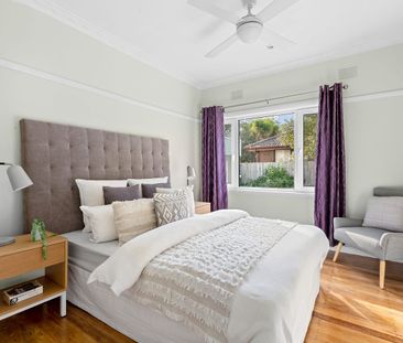 THREE BEDROOM GEM - Photo 3