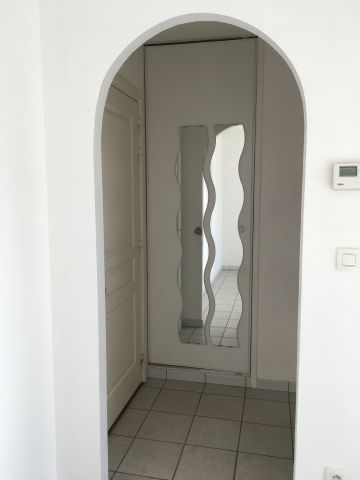 Location Appartement 1 pièce 26m² SARREGUEMINES 57200 - Photo 3