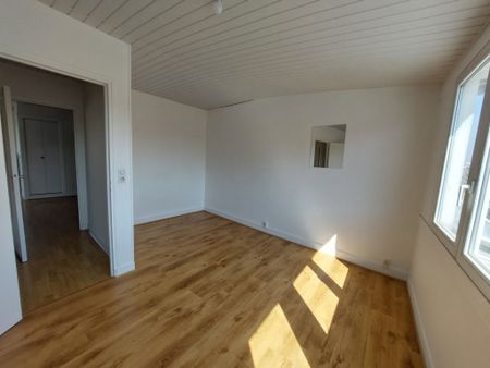Location Appartement 3 pièces 71m² DIEPPE 76200 - Photo 3