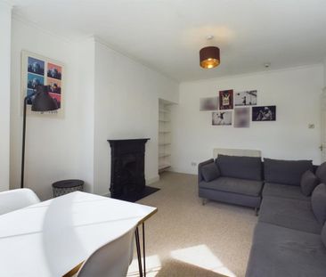 St. Georges Place, Brighton - Photo 2