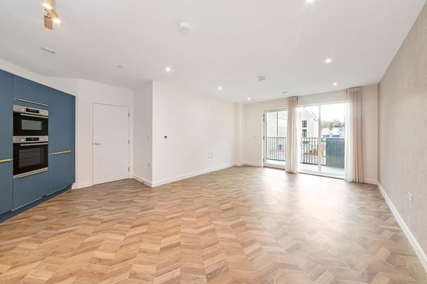 3 bedroom flat to rent - Photo 1