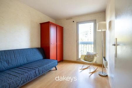 Location Appartement 5 pièces MARSEILLE 9ème - Photo 2