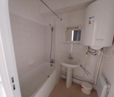 Location Appartement 1 pièce 22m² ORLEANS 45100 - Photo 5