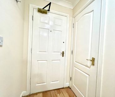 1 Bed Flat, Parkside, M14 - Photo 3