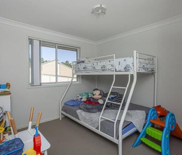 MODERN HOME IN RIVERVIEW RIDGE!!! - Photo 3