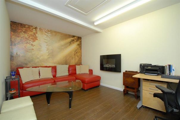 4 bedroom semi-detached house to rent - Photo 1