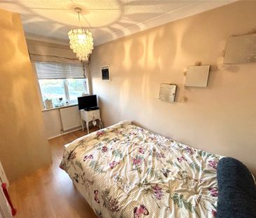 1 bedroom House in Rook Close, Wokingham - Photo 2