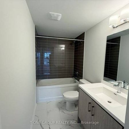 JANE ST/HWY 7 Brand New 3Bdrm Twnhouse Open Concept Kitchen - Photo 3