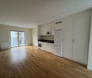 Jaktfalksgatan, Stockholm - Photo 2