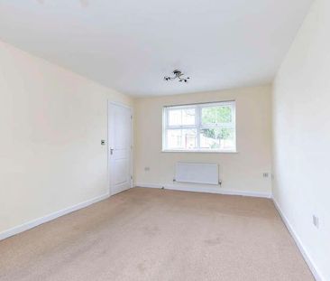 Brize Avenue Kingsway, Gloucester, GL2 - Photo 4