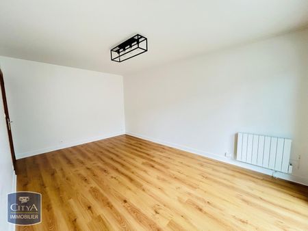 Location Appartement 1 pièce 29m² TOURS 37000 - Photo 2