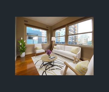 OMG! ITS MASSIVE !! 2 BEDROOM + SUNROOM UNIT (STUDY OR 3RD BEDROOM) - Photo 1