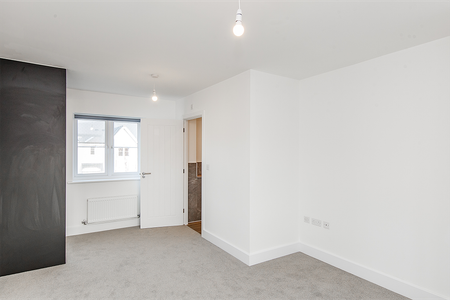 3 bedroom detached house to rent - Photo 3