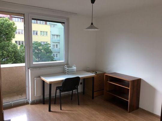 Pronájem bytu 2+1 • 66 m² bez realitkyHoblíkova, Brno - Černá Pole, Jihomoravský kraj - Fotografie 1