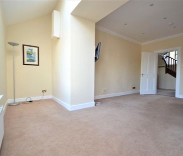 2 bedroom cottage to rent - Photo 1