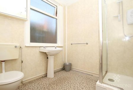 5 bedroom terraced house to rent - Photo 3