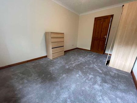 Railway Terrace, Sebastopol, Pontypool, NP4 - Photo 2