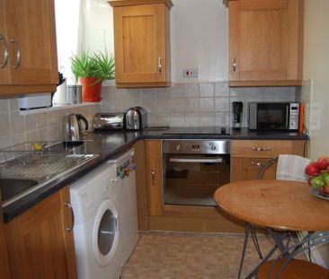 2 bedroom apartment to rent - Photo 6