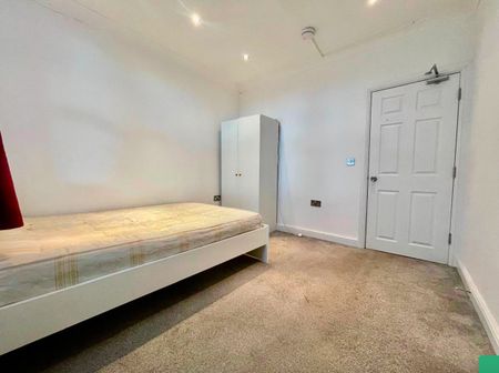 Room in a Shared House, Rosebank Road, E17 - Photo 3
