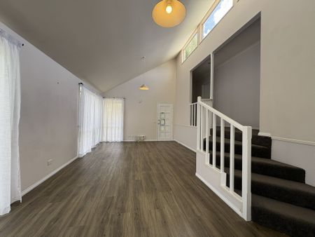 South Hill Town House - Photo 5