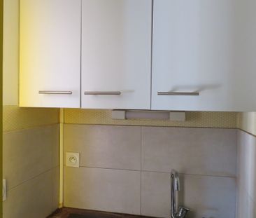 Studio Meublé, 18m², Les Hauts de Nîmes, 360€ H.C - Photo 6