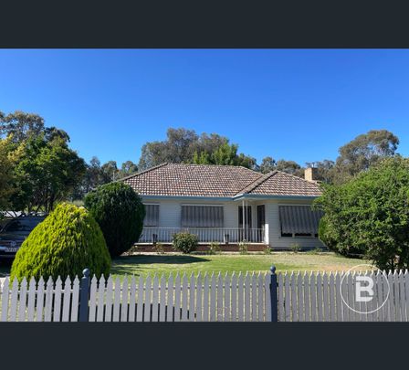 66 Sandhurst Road, California Gully, Vic 3556 - Photo 1