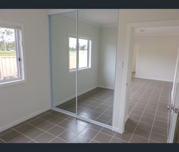 99a Colebee Crescent, Hassall Grove, NSW 2761 - Photo 2
