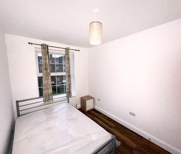Studio Flat, Cheviot House, N16 - Photo 3