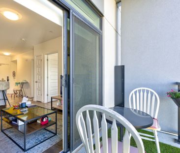 For Lease - 50 Kaitting Trail Unit# 404, Oakville, Ontario - Photo 3