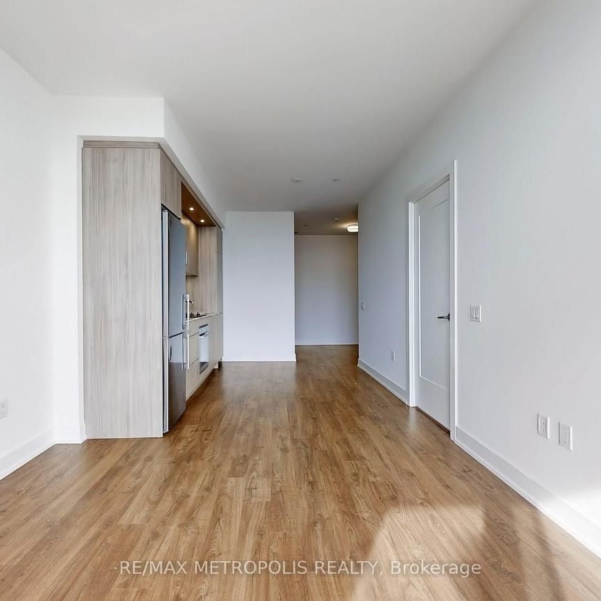 638 20 Inn On The Park Drive - Photo 1