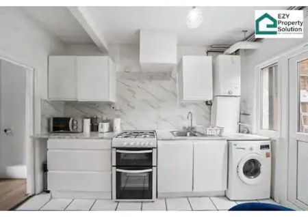 2 Bed Terraced House, Northborough Road, SW16 - Photo 3