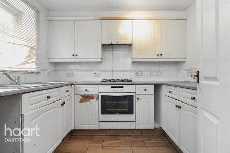 2 bedroom terraced house to rent - Photo 5