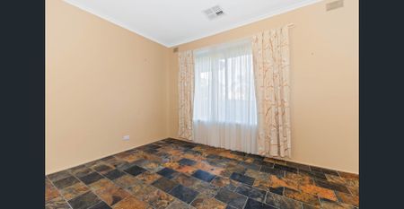 4 Glasgow ave, Modbury, SA 5092 - Photo 2