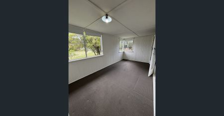 Great Location - Photo 2