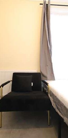 Nags Head Road, Enfield, EN3 - Photo 1