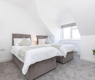 3 bedroom semi-detached house to rent - Photo 3