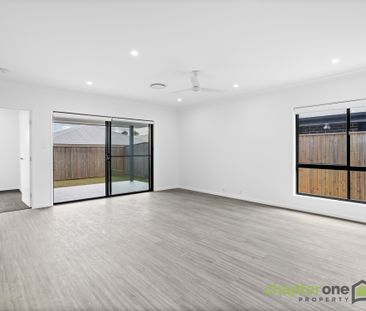 8 Ferris Avenue, Park Ridge QLD 4125 - House For Rent | Domain - Photo 1