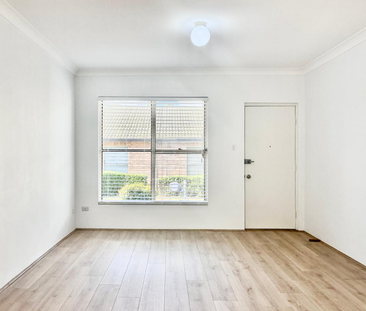 Modern Comfort & Convenience in a Prime Telopea Location - Photo 5