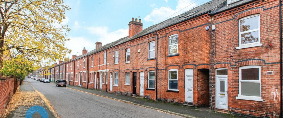 2 bed Mid Terraced House for Rent - Photo 1