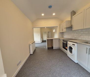 2 bedroom detached bungalow to rent - Photo 5