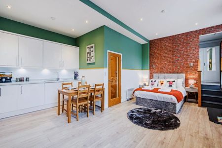 Majestic Modern Flat in the heart of London - Photo 2