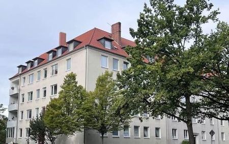 Komplett sanierte 3-Zimmer-Dachgeschosswohnung in Hannover-List zu vermieten! - Photo 4