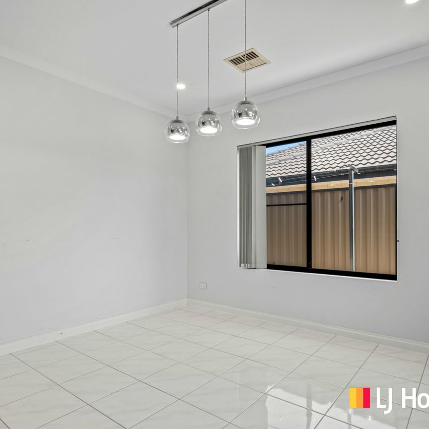 Spacious and Well-Designed 4x3 Family Home - Photo 1